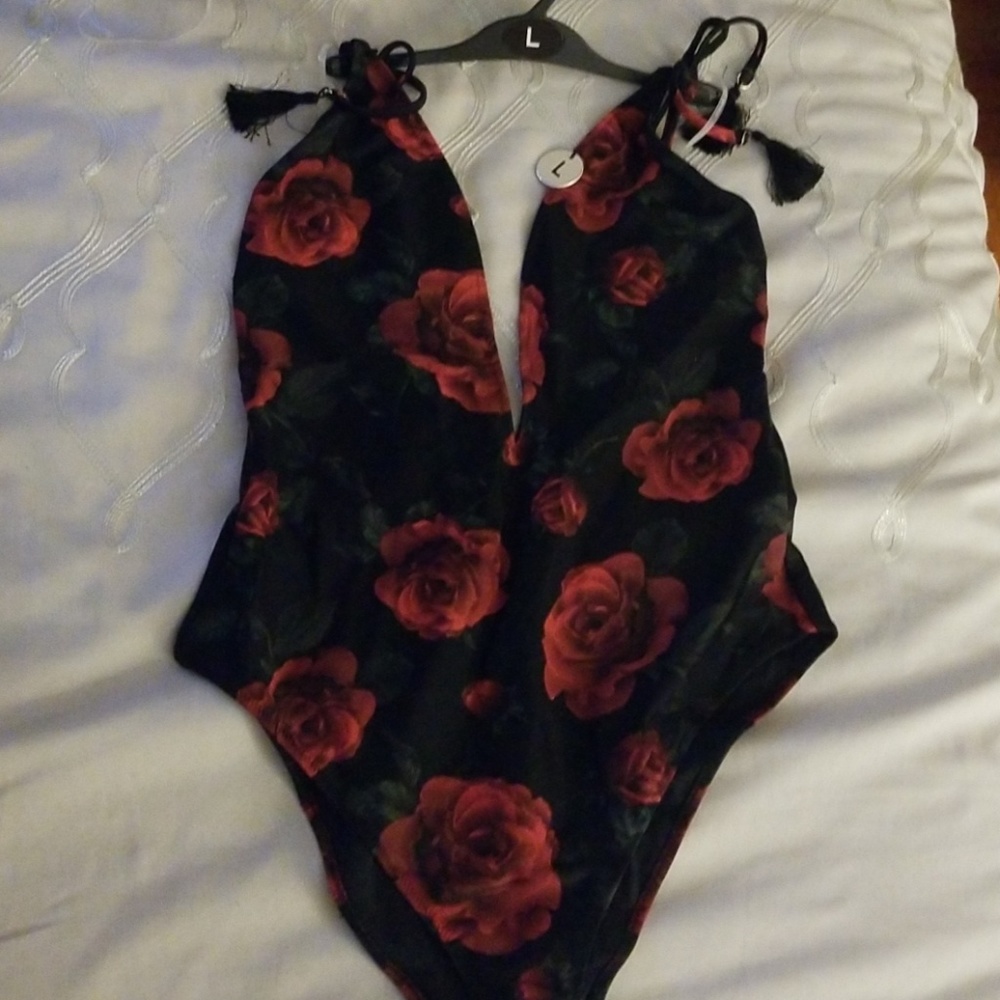 One piece bathing suit